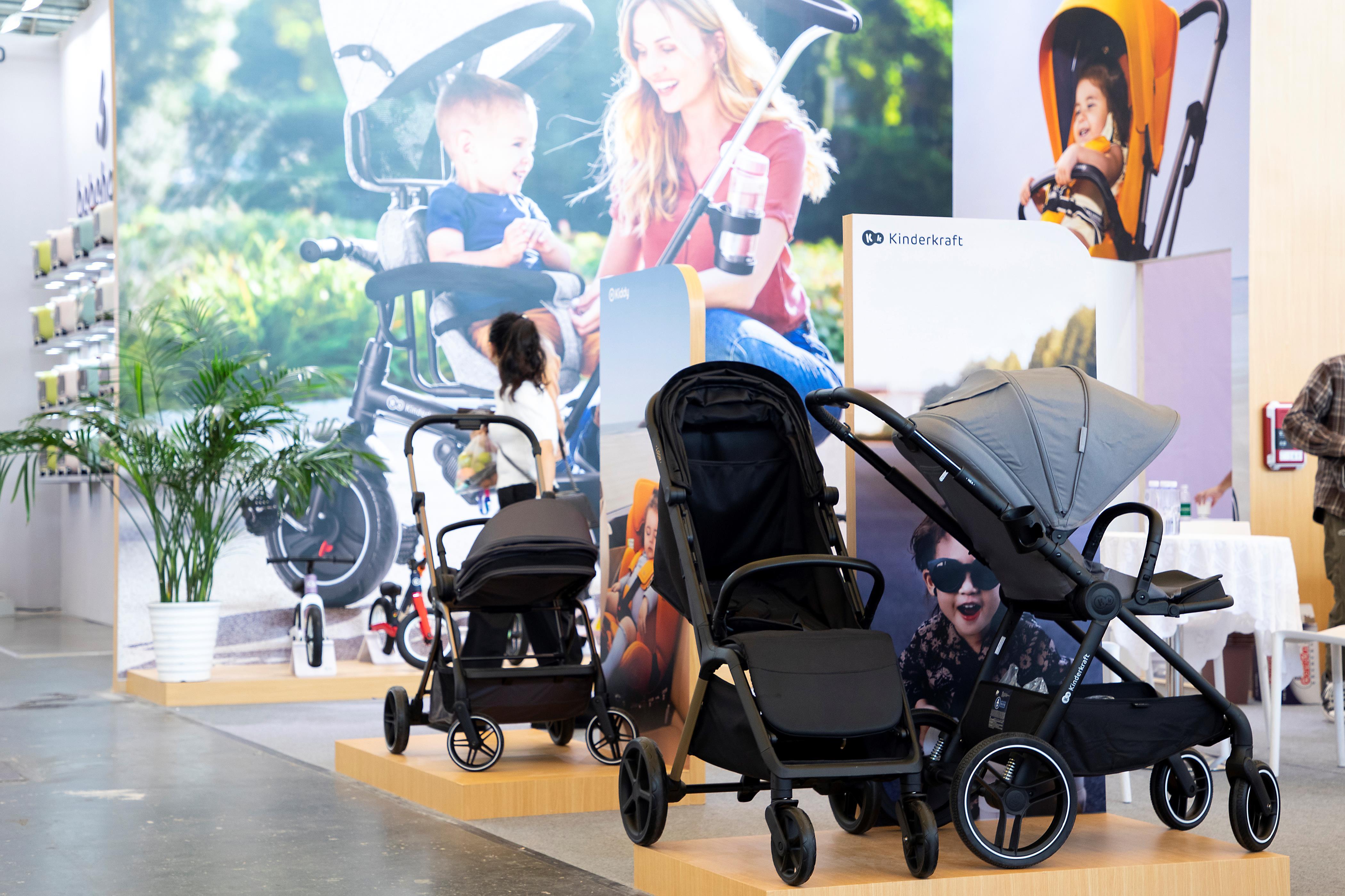 轻量化+智能化+情绪化 母婴产品迎来消费新趋势 轻量化+智能化+情绪化 母婴产品迎来消费新趋势