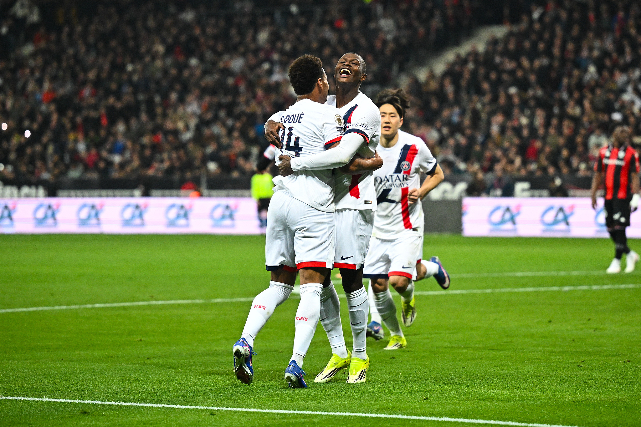 法甲:门德斯传射德罗处子球 巴黎圣日耳曼4-0尼斯 法甲:门德斯传射德罗处子球 巴黎圣日耳曼4-0尼斯