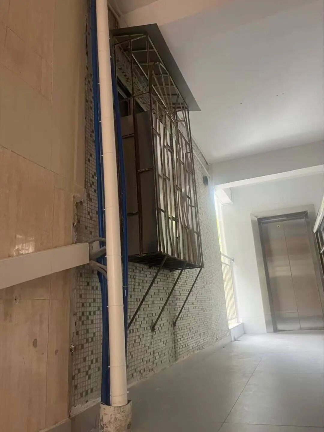 一住户被全楼“拉黑”,不让他用电梯!他反手将整栋楼居民告上法庭,事情搞大了…… 一住户被全楼“拉黑”,不让他用电梯!他反手将整栋楼居民告上法庭,事情搞大了……