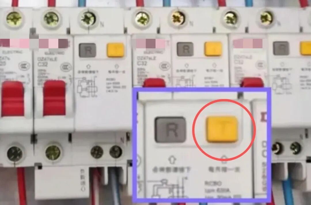 家里电路跳闸,别再徒手推了! 家里电路跳闸,别再徒手推了!