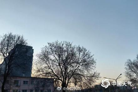 晴暖升级!北京今天升温明显最高温将超20℃ 阵风可达6级左右 晴暖升级!北京今天升温明显最高温将超20℃ 阵风可达6级左右