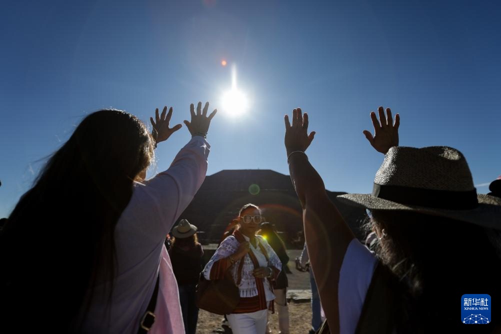 墨西哥:沐浴阳光 迎接春分 墨西哥:沐浴阳光 迎接春分