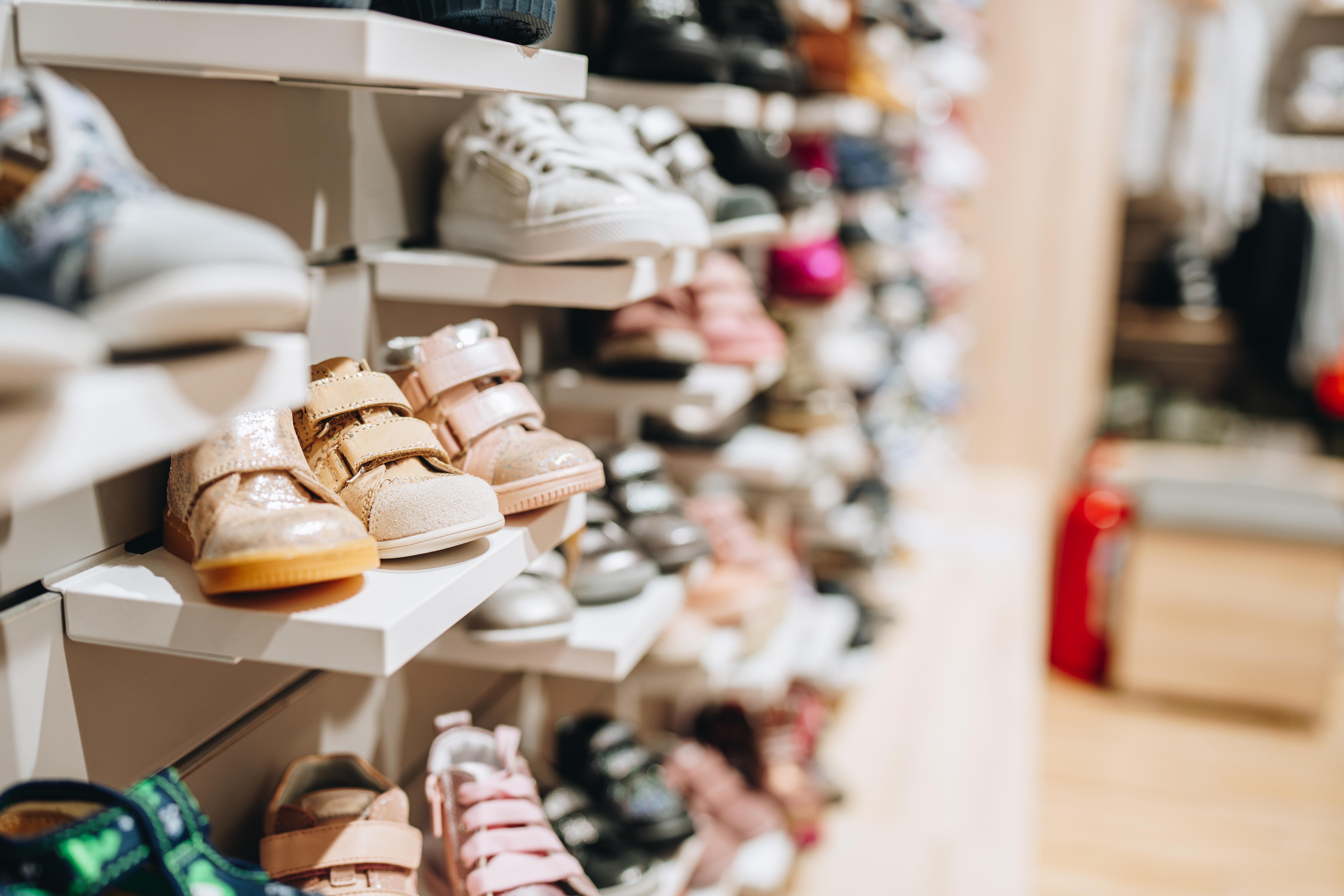 轻量化+智能化+情绪化 母婴产品迎来消费新趋势 轻量化+智能化+情绪化 母婴产品迎来消费新趋势