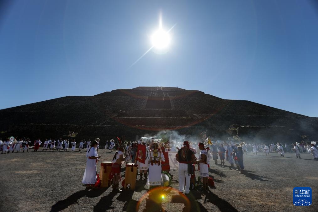 墨西哥:沐浴阳光 迎接春分 墨西哥:沐浴阳光 迎接春分