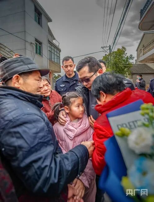 2小时锁定！“梅姨”案两名被拐儿童靠AI人脸识别找回→