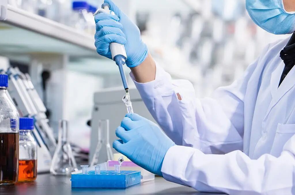 价格翻了50倍，几十元涨到上千元！！一款抗菌药遭疯抢？专家紧急提醒→