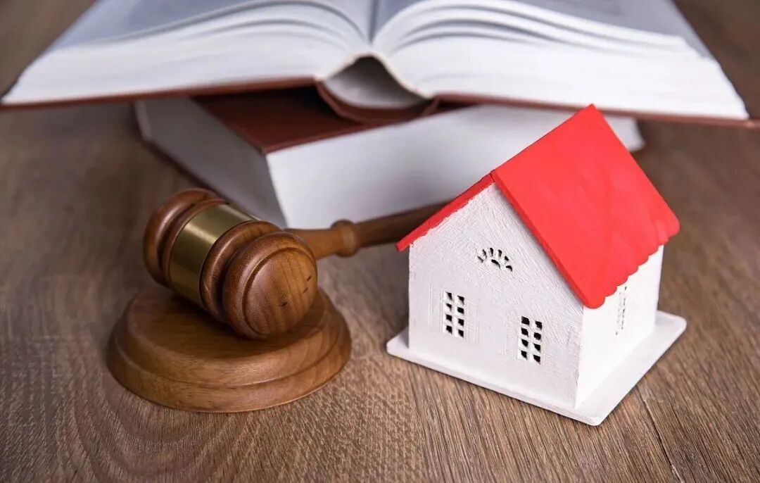 定作人未按期支付加工费，承揽人可否扣留全部剩余成品？民法典“留置权”了解一下