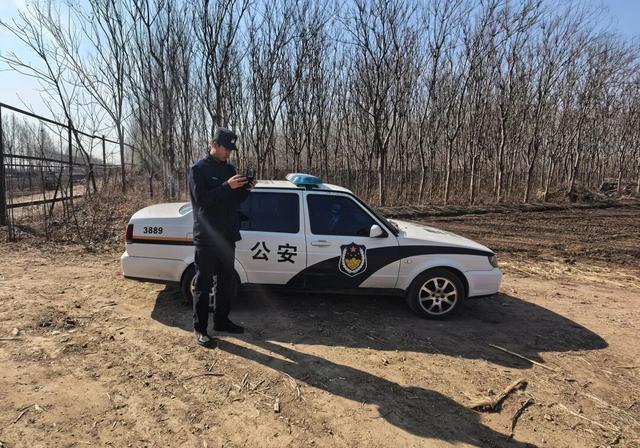 村内房屋访客不断，8人被潍坊警方当场查获！