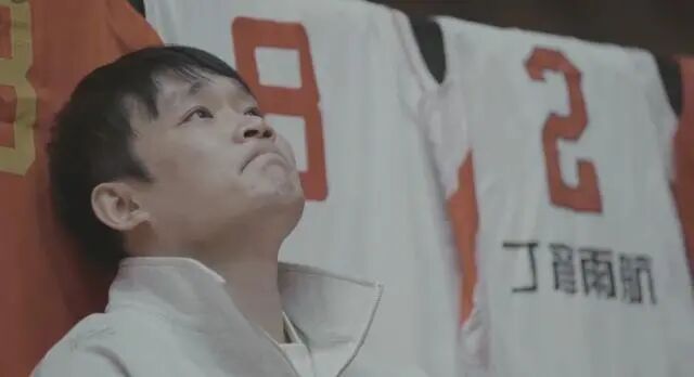 丁彦雨航深夜发文:退役! 丁彦雨航深夜发文:退役!