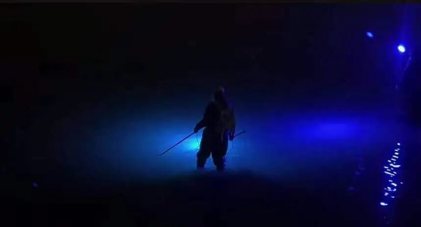 杭州多人穿戴装备在钱塘江电鱼?渔业监管处工作人员:正处于禁渔期,会继续监控处理 杭州多人穿戴装备在钱塘江电鱼?渔业监管处工作人员:正处于禁渔期,会继续监控处理