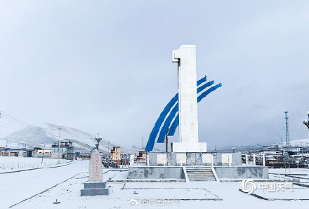 青海有的地方还在下雪