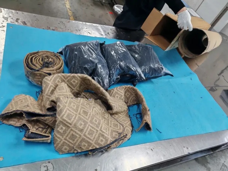 广州海关在广州白云机场口岸查获一批毒品大麻，重4089.04克