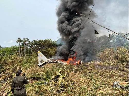 哥伦比亚军方：坠毁军机载有125人　已有48名伤员获救