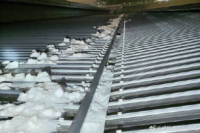 贵阳北站通报候车室漏水