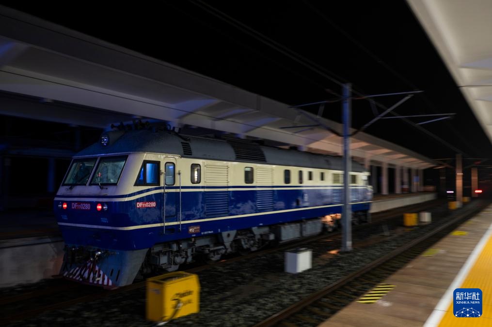 西十高铁湖北段启动联调联试