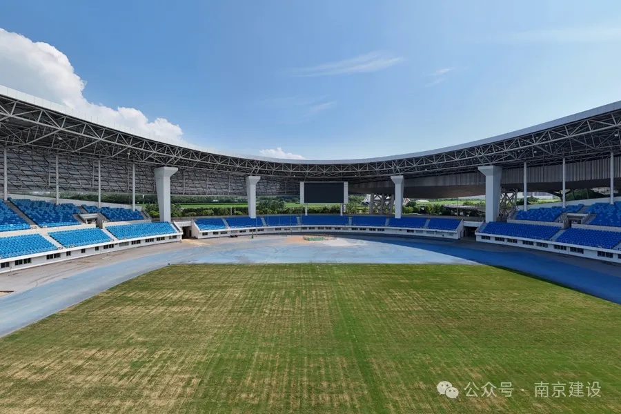 南京首座专业足球场来了！