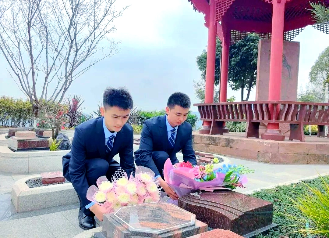 北京迎来2026年清明祭扫高峰！这份祭扫出行攻略请查收