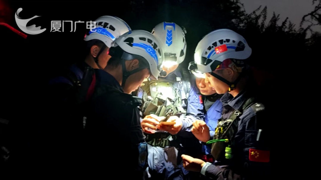 事发厦门！3男3女被困，救援队紧急出动！