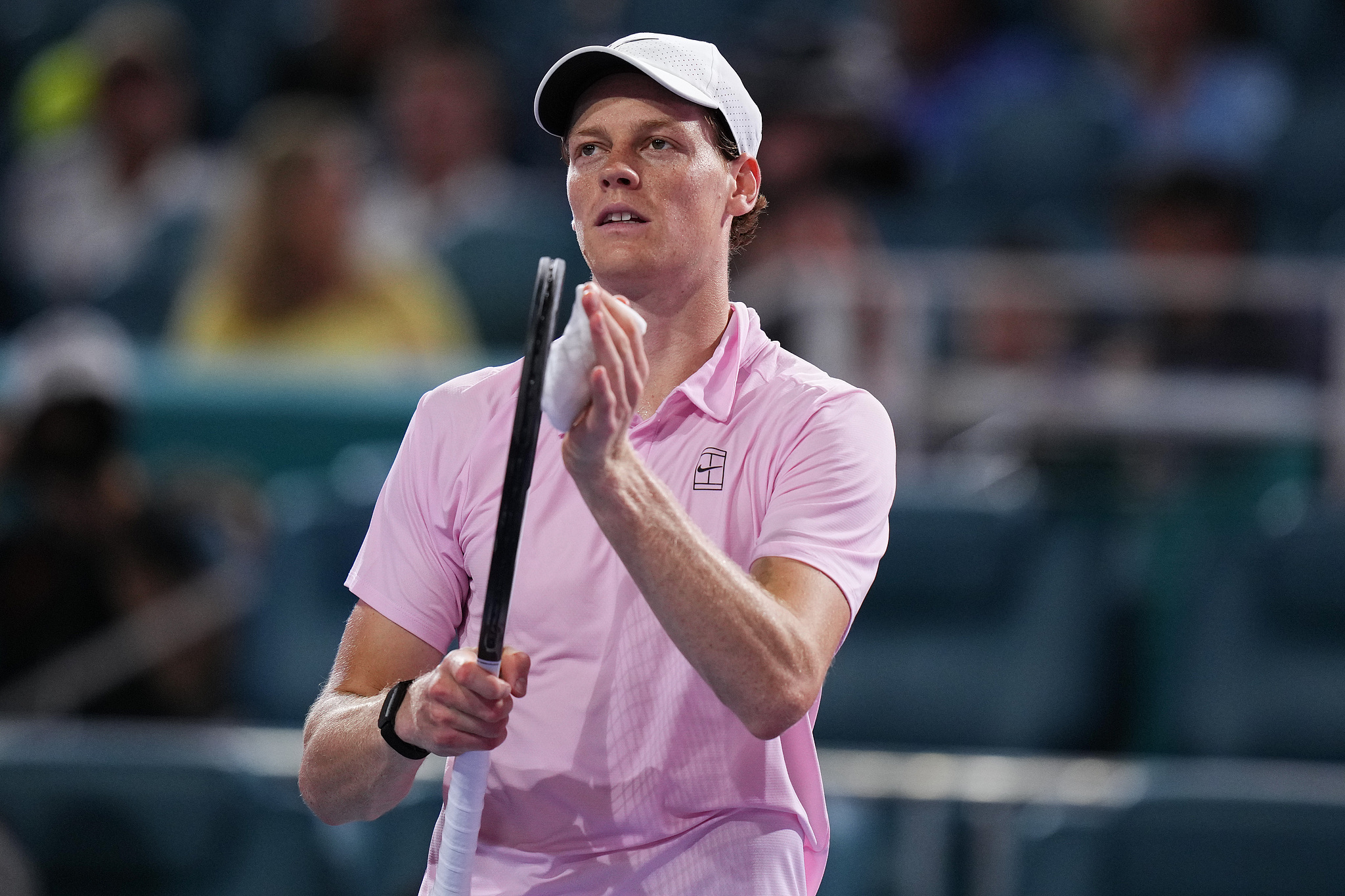 ATP迈阿密站：辛纳横扫晋级 26盘连胜创造新纪录