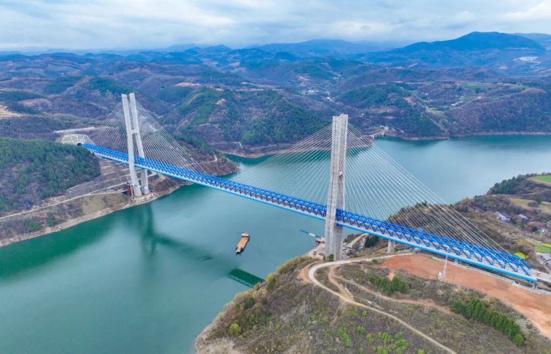 设计时速350公里！这条高铁建设取得关键进展