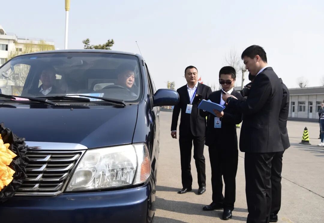 北京迎来2026年清明祭扫高峰！这份祭扫出行攻略请查收