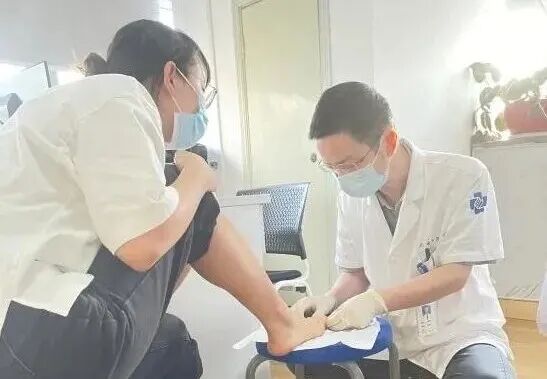 灰指甲为何越治越严重？专家：走对第一步最关键