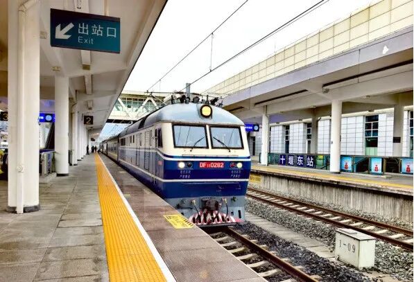 3小时到武汉、2小时到襄阳、1小时到十堰，这条高铁湖北段进入验收关键阶段