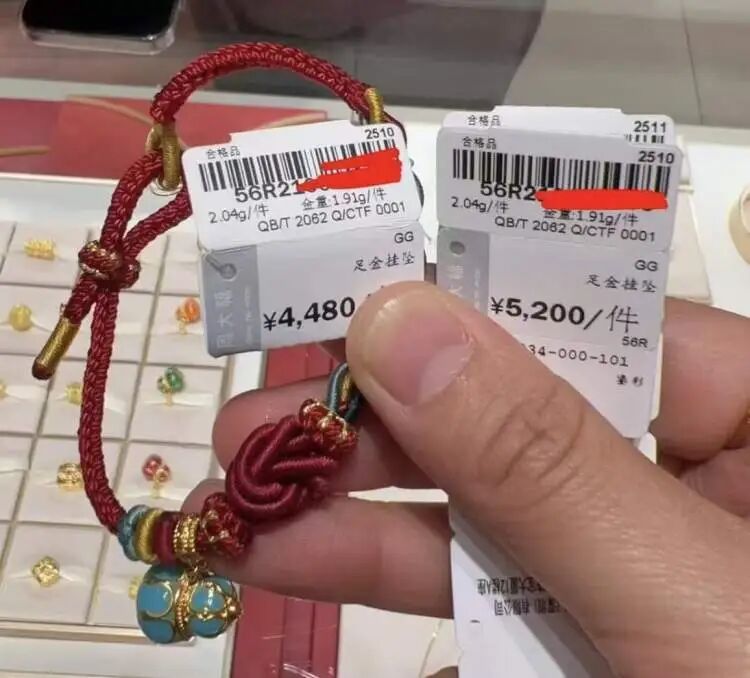 已抹去今年以来全部涨幅！抢购者：已亏了10万元