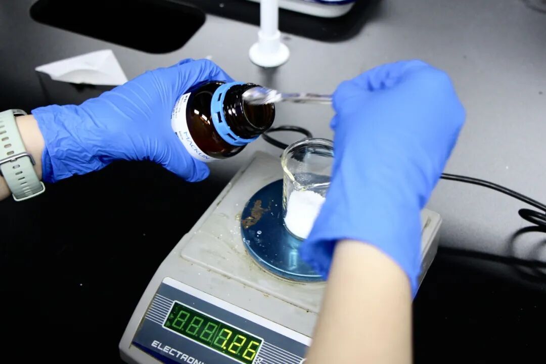 “化妆品”课热度极高！北理工回应