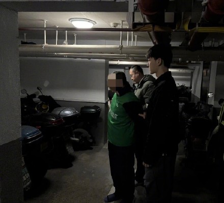 离谱！男子偷10多个电瓶只为买彩票暴富