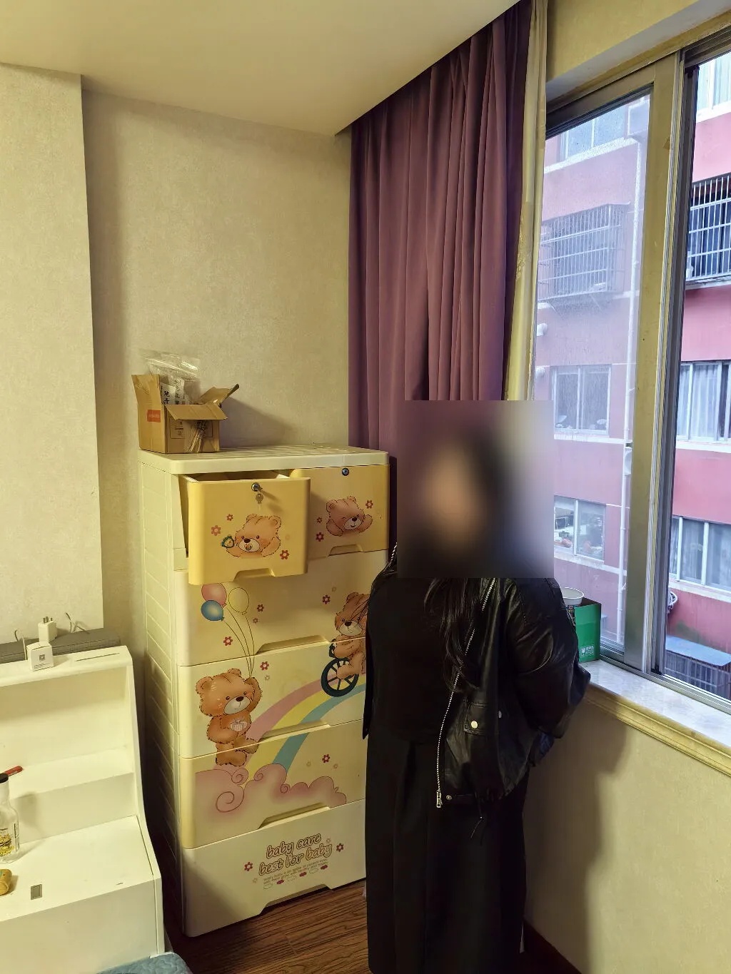 女子家中32克黄金项链被盗,找闺蜜求安慰,警方:小偷就是闺蜜 女子家中32克黄金项链被盗,找闺蜜求安慰,警方:小偷就是闺蜜