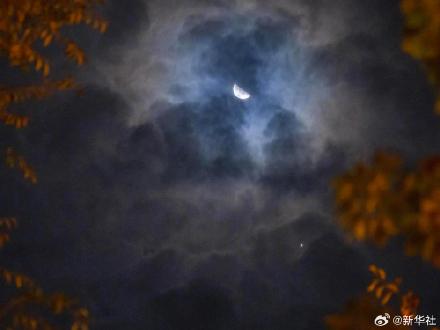 就在明天！木星合月将带来高颜值星月对话