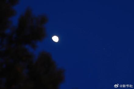 就在明天！木星合月将带来高颜值星月对话