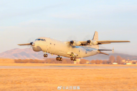 砺剑海天！海军航空兵跨昼夜飞训大片