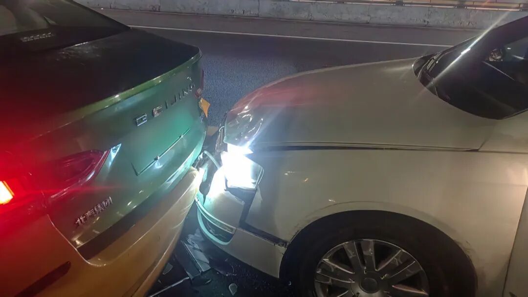 “我超级清醒！”深夜连发三起事故，都是他！