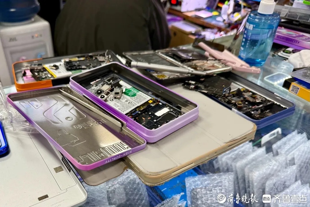 突然爆火，一天一个价！“是手机就收，不管能不能开机”