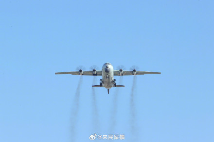 砺剑海天！海军航空兵跨昼夜飞训大片