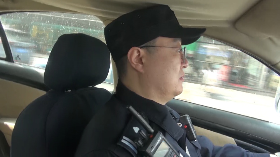 70岁老人要求购买15万元超市购物卡！北京警方紧急拦截！