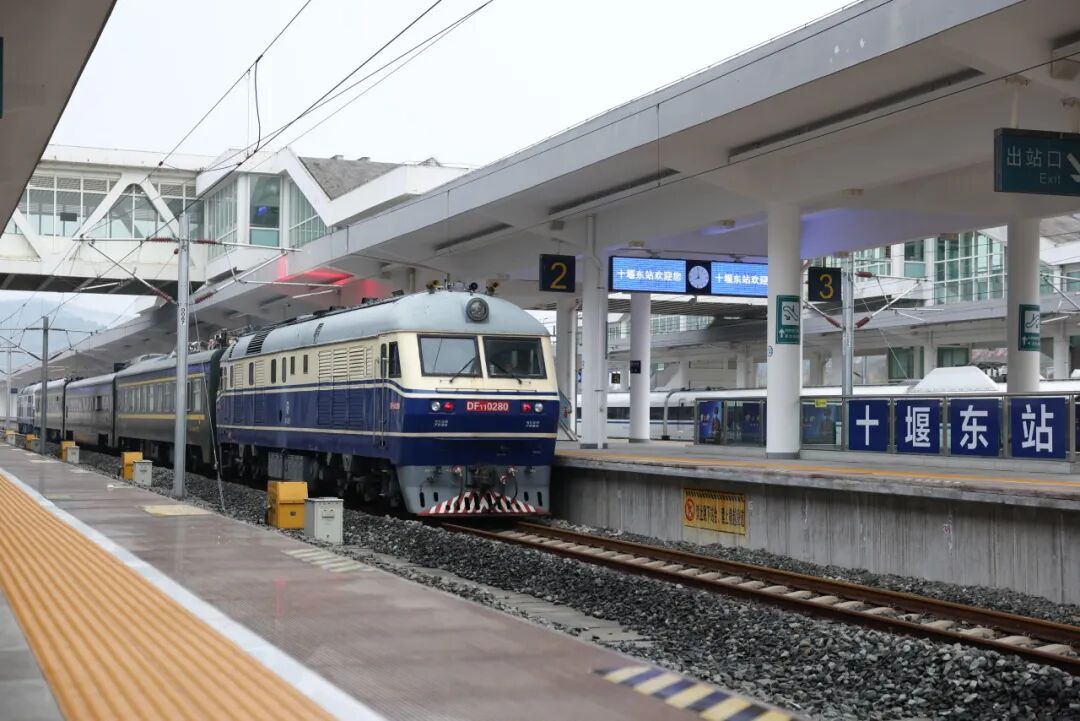 这条时速350公里高铁，开始联调联试！