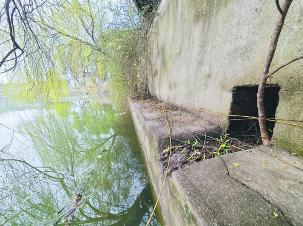 合肥巢湖边600年古村，一下雨就现奇观