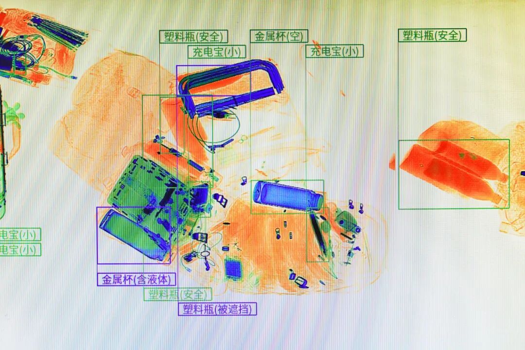 11台20线！这座超大高铁站停满复兴号！