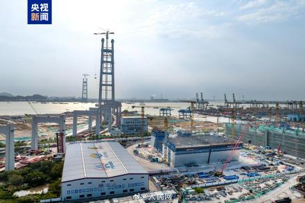 中国建起世界最大跨径双层悬索桥 中国建起世界最大跨径双层悬索桥