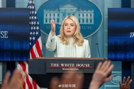 白宫坚称美伊仍在谈判 威胁伊朗“切勿误判” 白宫坚称美伊仍在谈判 威胁伊朗“切勿误判”