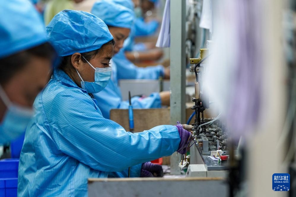 云南会泽：聚焦搬迁群众家门口就业需求