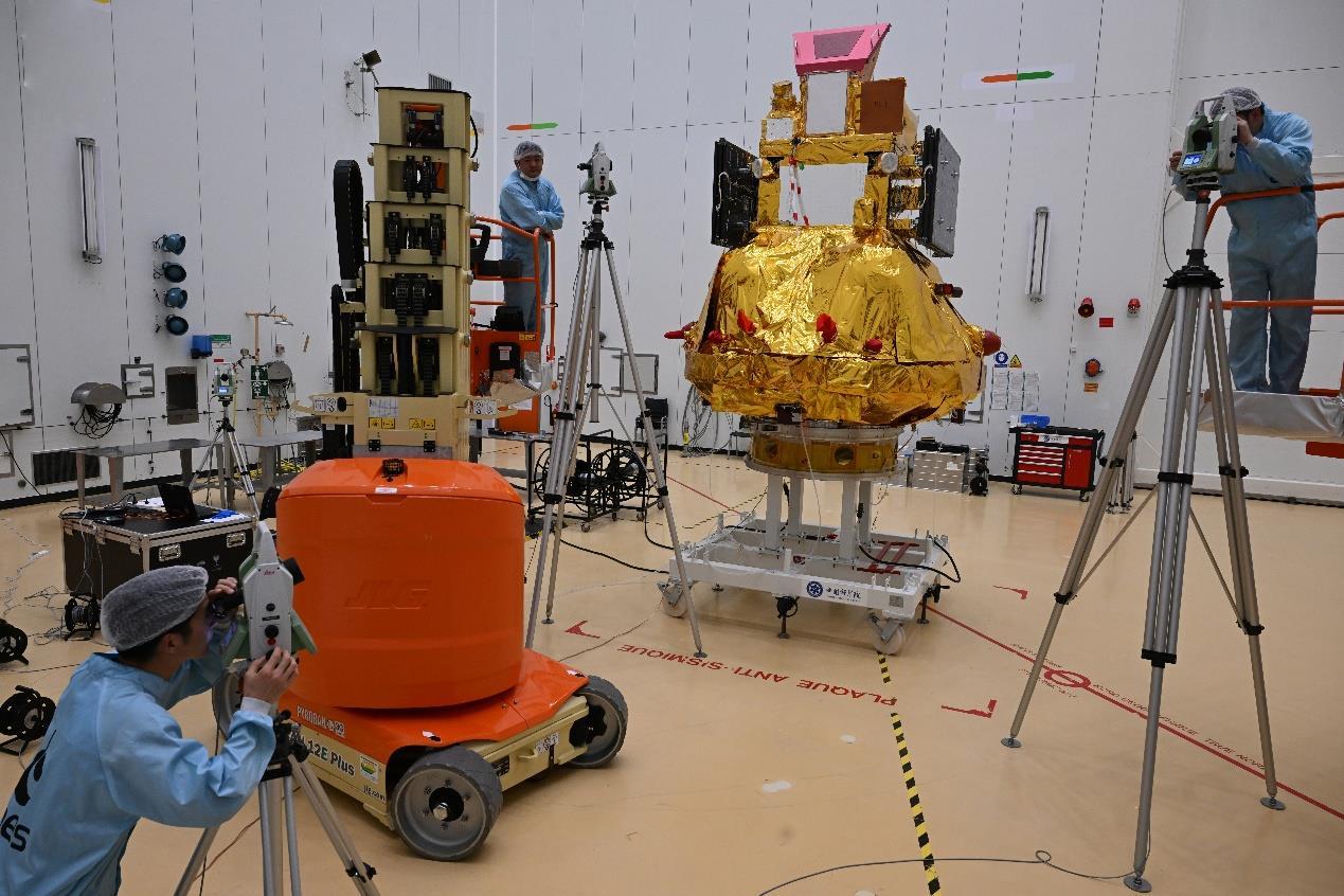 中欧合作“微笑卫星”完成发射场最后准备 计划4月9日发射 中欧合作“微笑卫星”完成发射场最后准备 计划4月9日发射