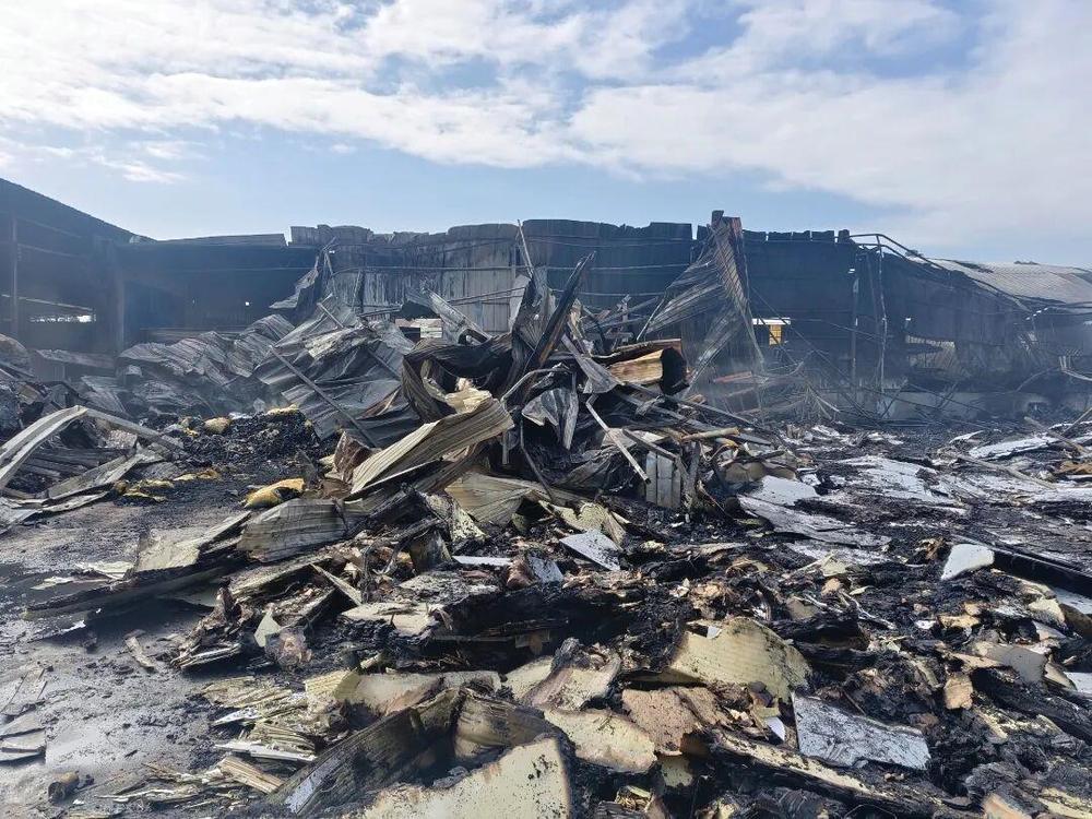 一夜损失800多万！管理疏忽致仓库发生大火 经营者获刑4年