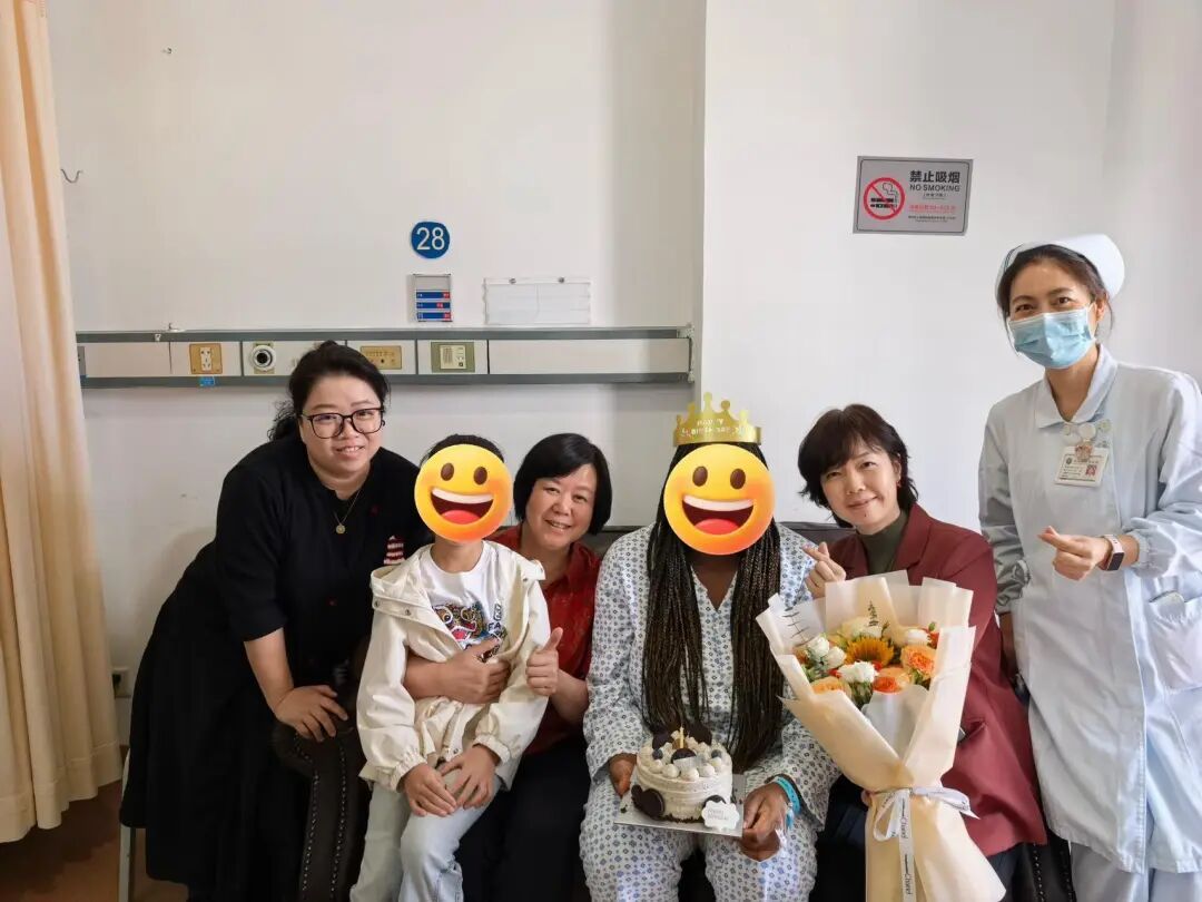 女子被痛经折磨23年,差点切除子宫!深圳医生“剔”出656颗瘤子 女子被痛经折磨23年,差点切除子宫!深圳医生“剔”出656颗瘤子