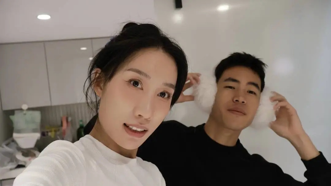 “婚礼没有仪式，人齐就开饭！”