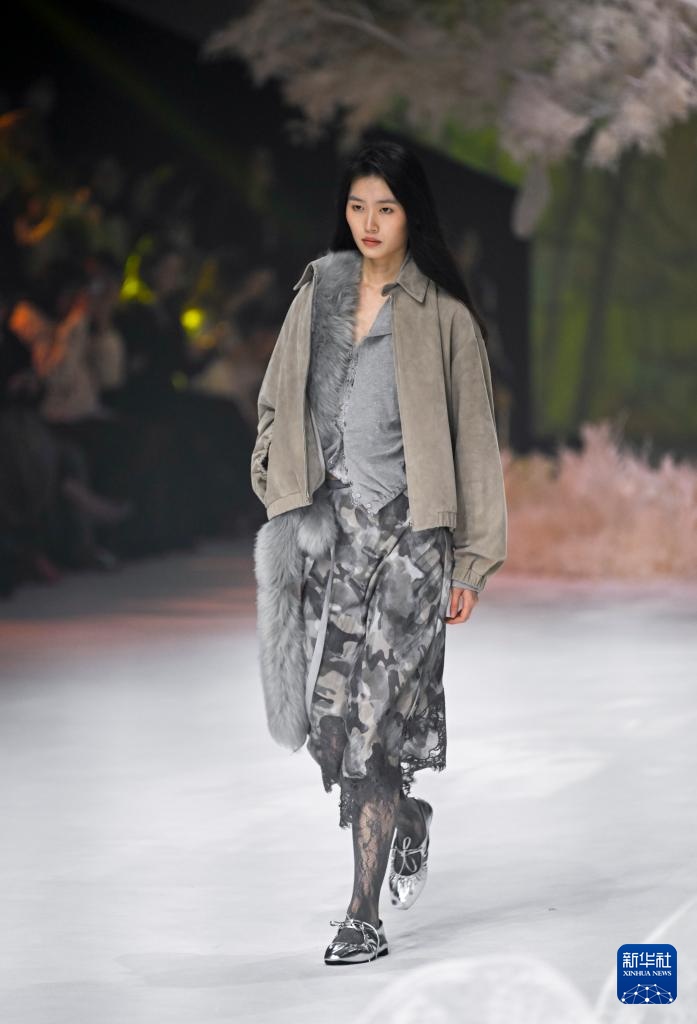 2026秋冬上海时装周开幕