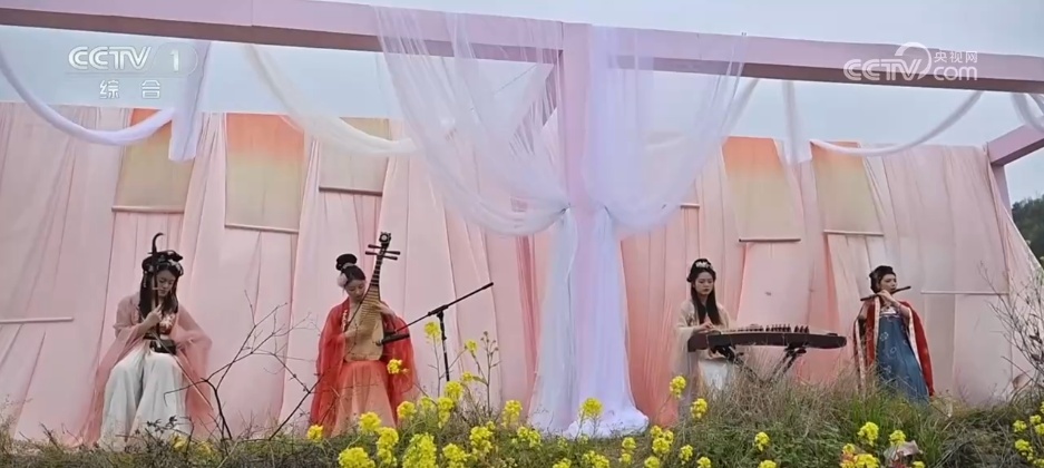 “赏花+文化+休闲”多元场景不断“上新” “春日经济”释放消费新活力 “赏花+文化+休闲”多元场景不断“上新” “春日经济”释放消费新活力